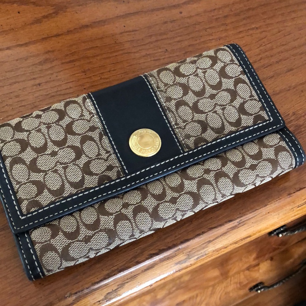 Coach full sized wallet